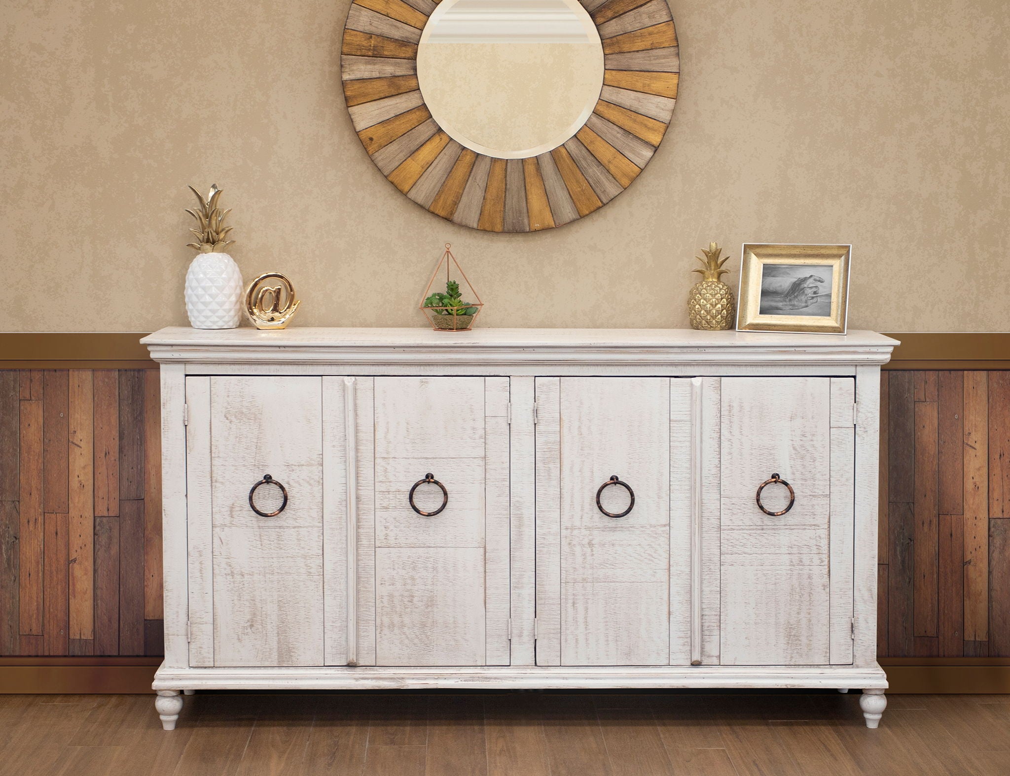 Capri - Console