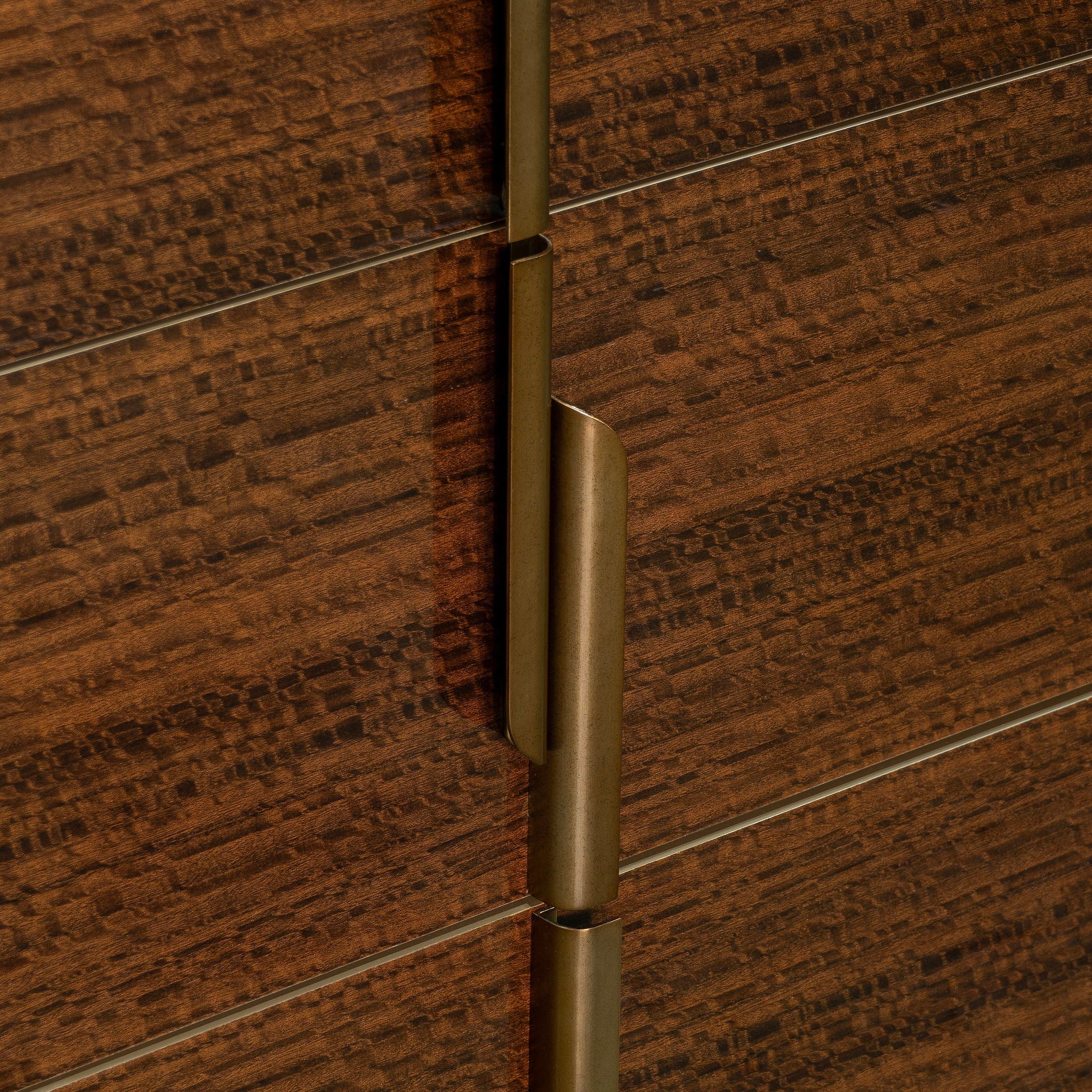 Pavira - Dresser
