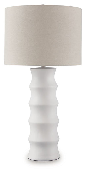 Veraleigh - Poly Lamp