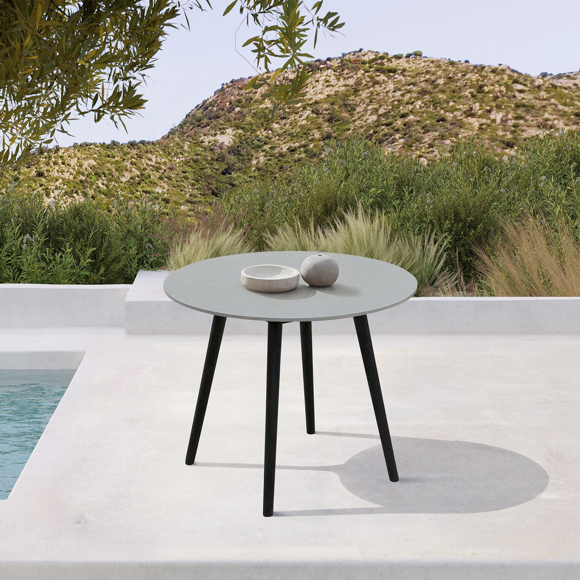 Kylie - Outdoor Patio Round Dining Table