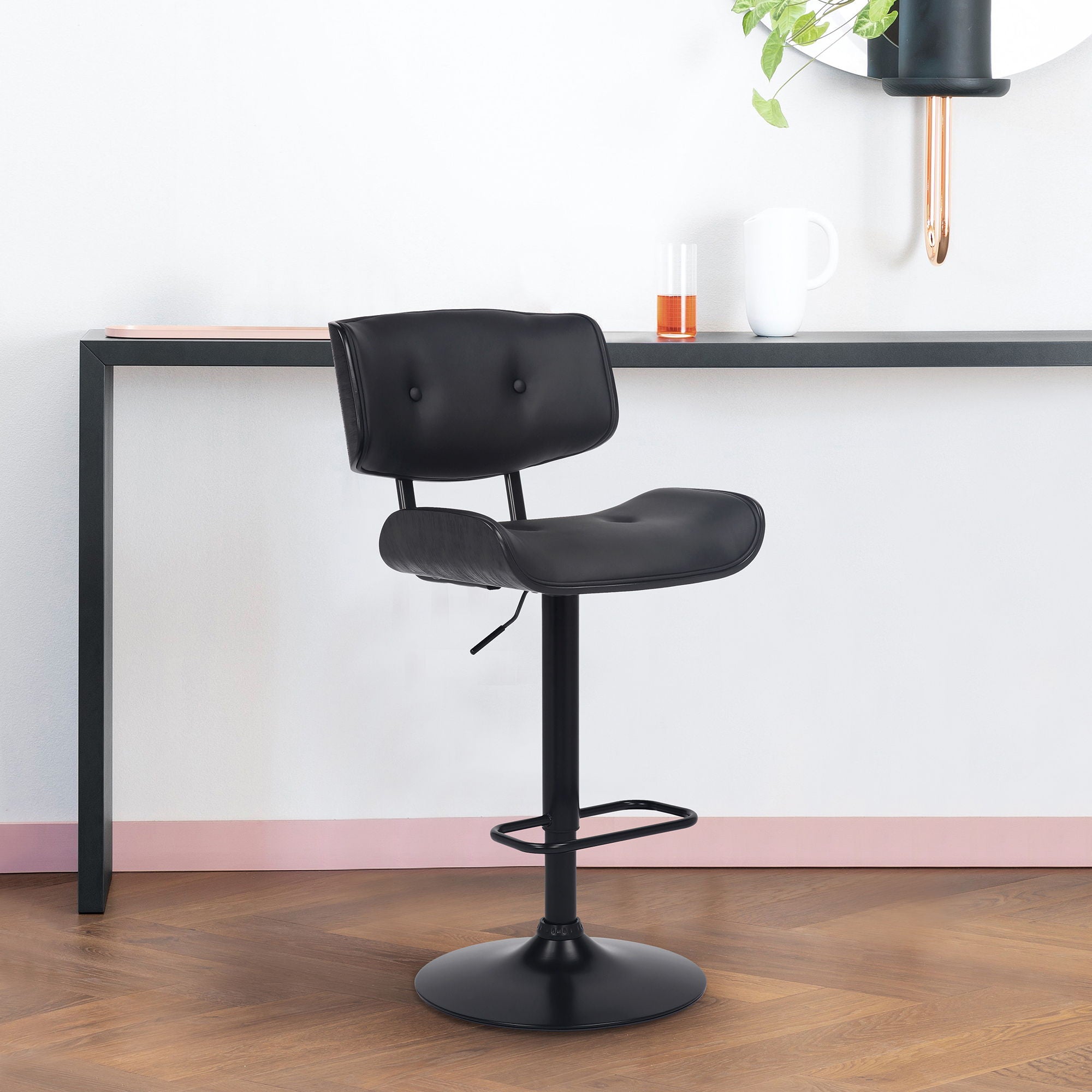 Brooklyn - Adjustable Swivel Bar Stool