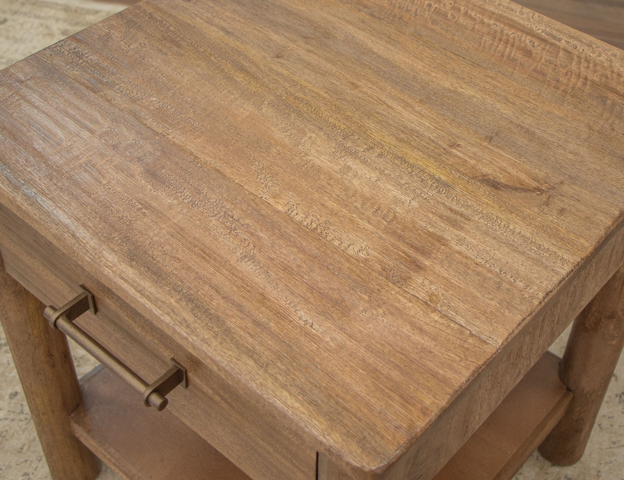 Olimpia - Table