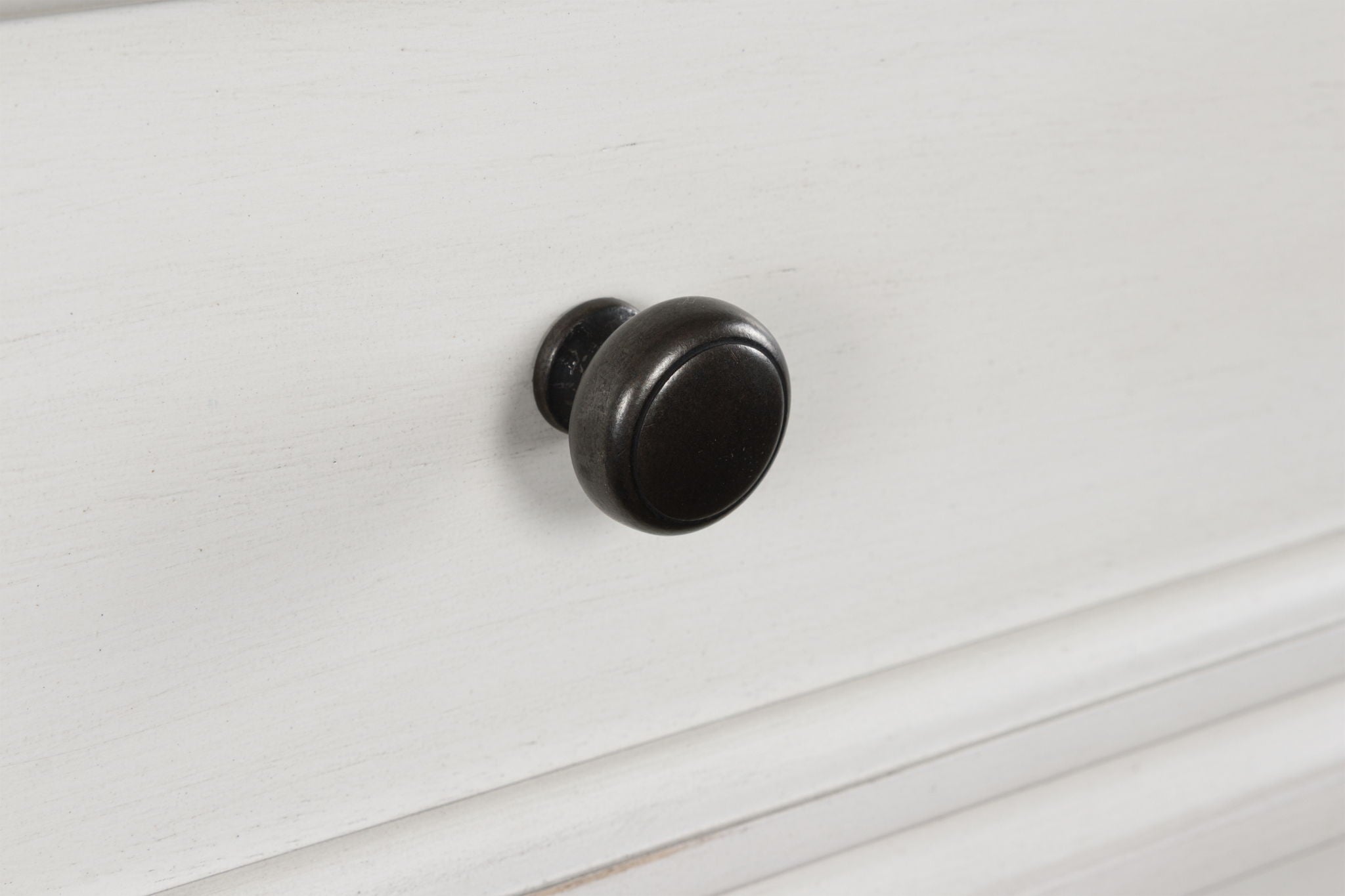 Rowlenstown - Five Drawer Chest