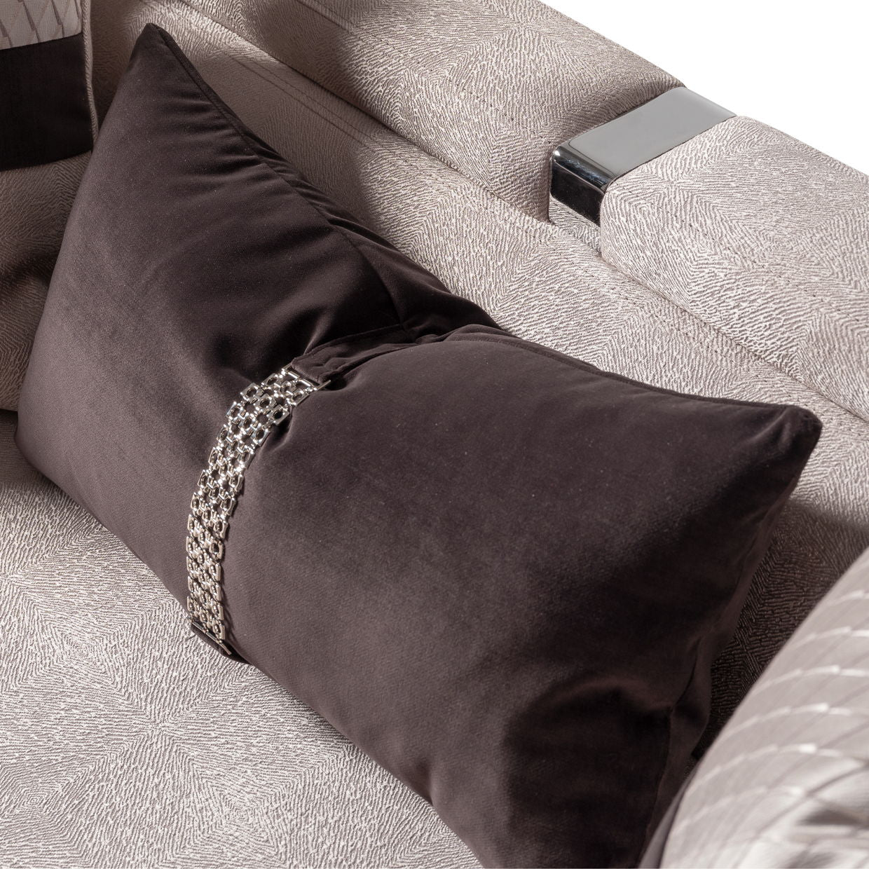 Carmela - Sofa - Zinc / Chrome