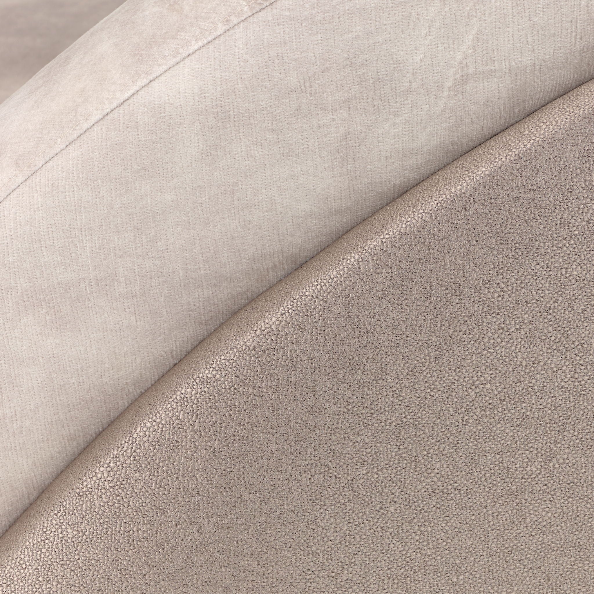 Mod Dream - Standard Sofa - Rich Champagne