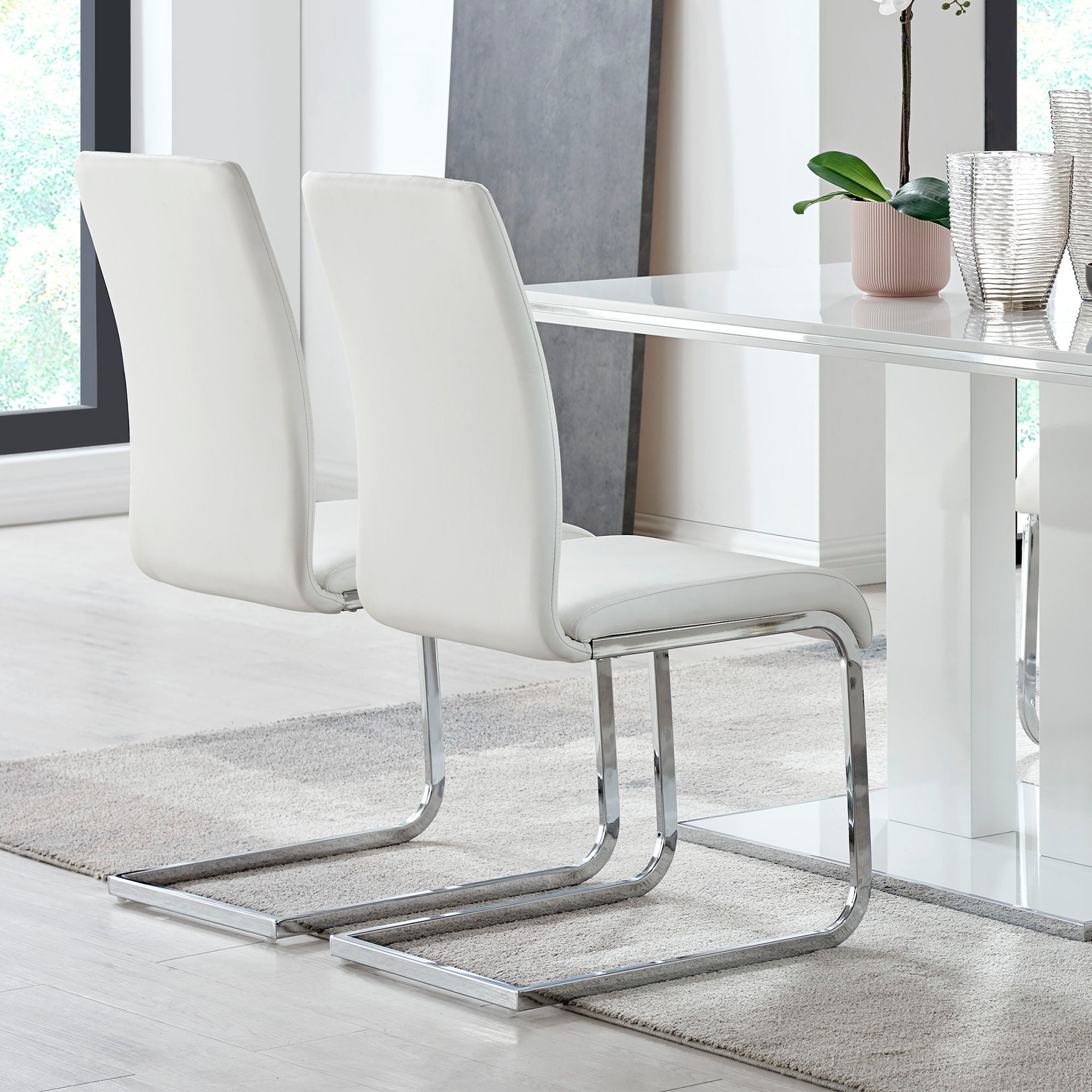 Amanda - Side Chair