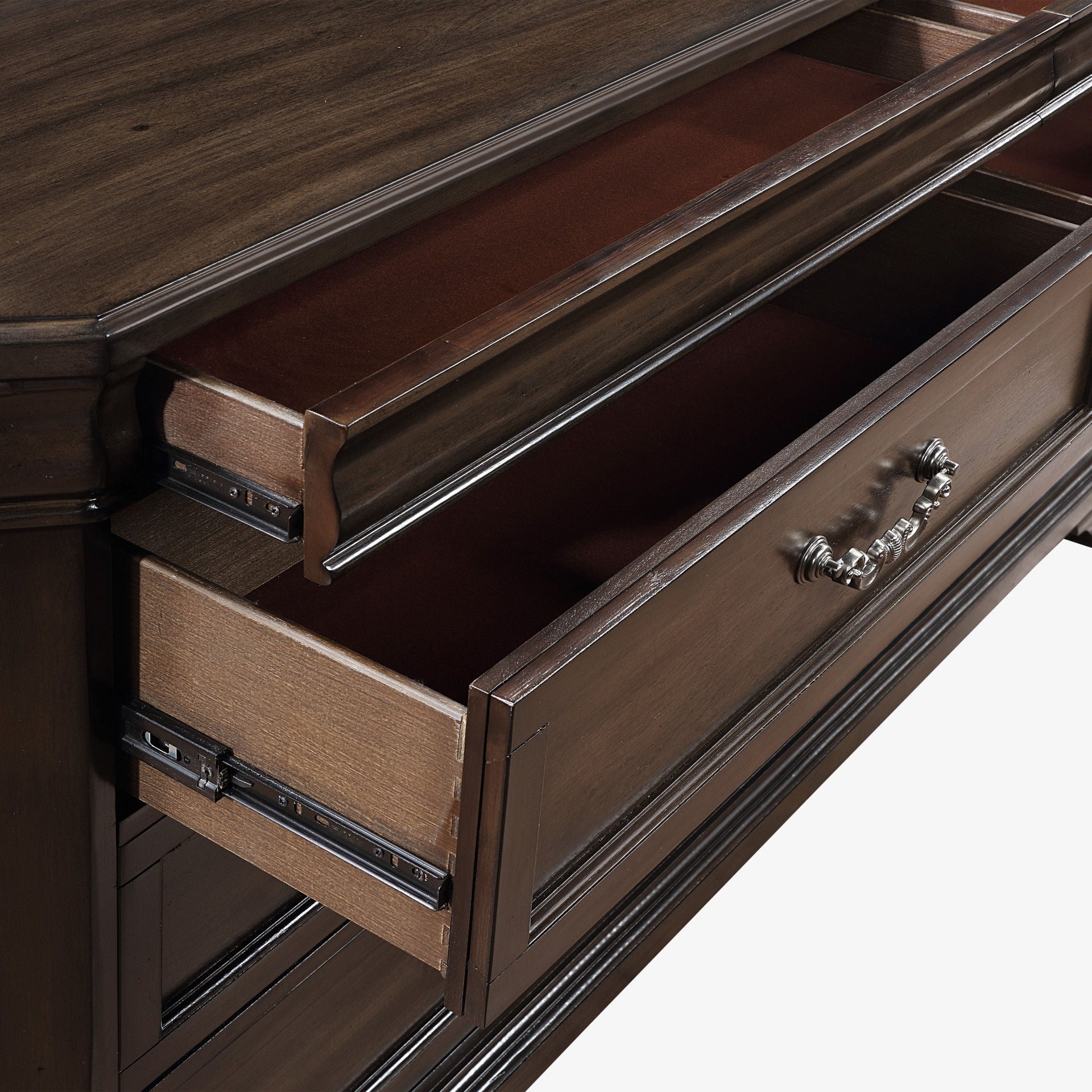 Lyndhurst - Dresser