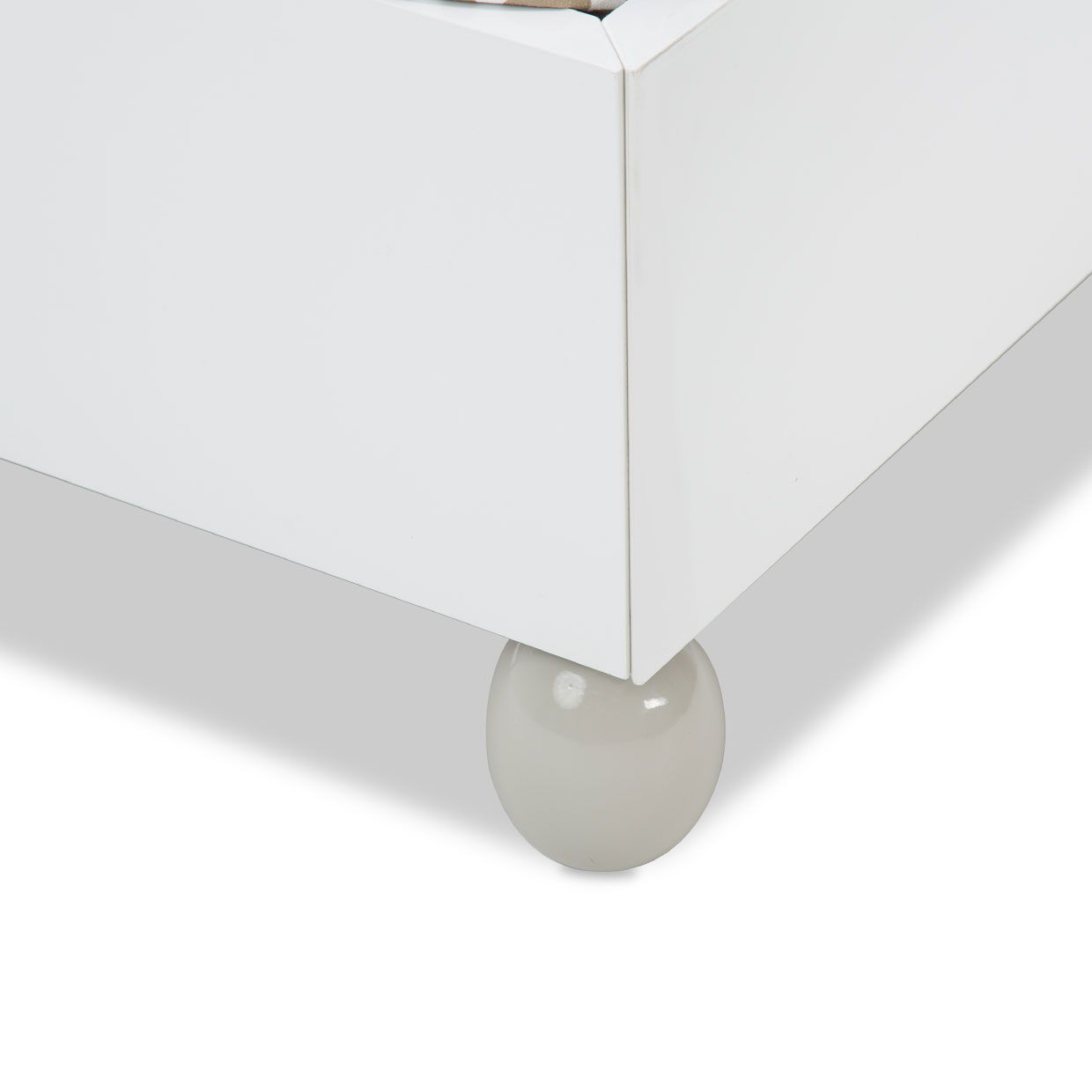 Sky Tower - Upholstered Bed