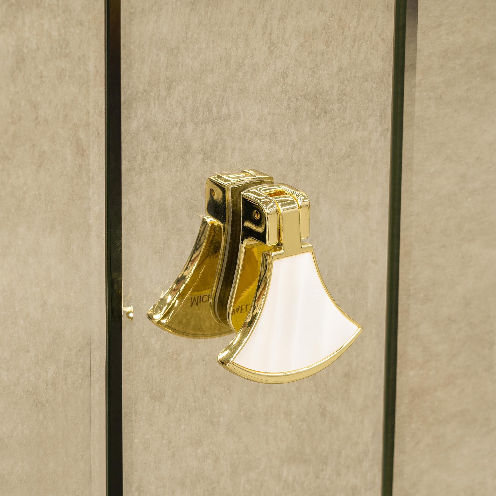 Scotts Square - Nightstand - Light Champagne