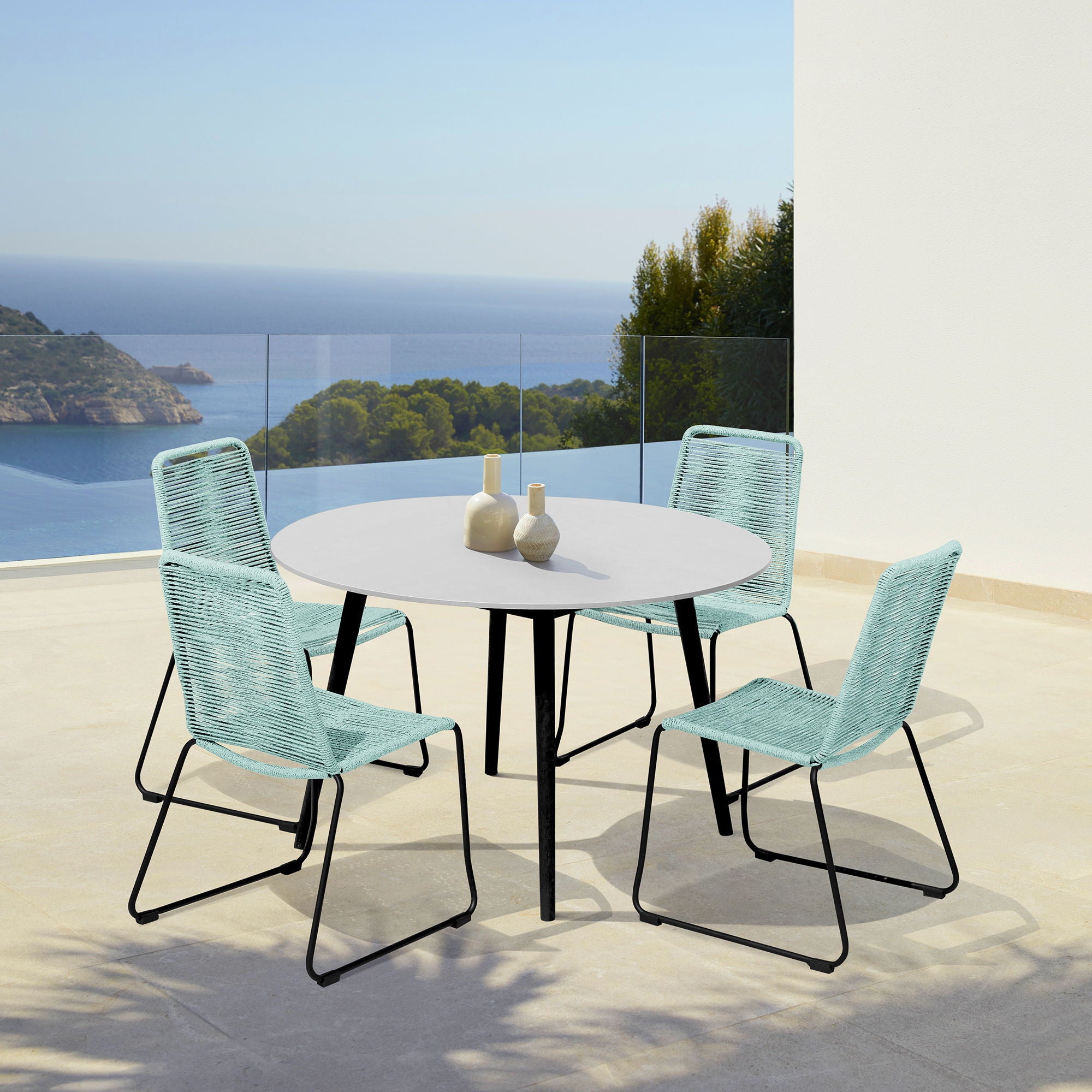 Sydney And Shasta - Patio Outdoor 47" Dining Set