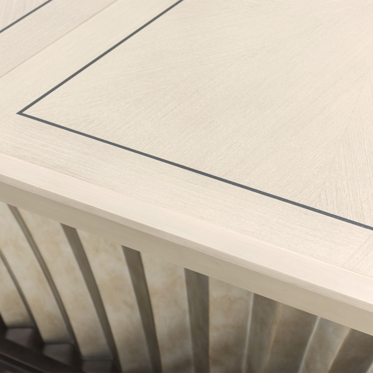Fantosini - Pedestal Dining Table