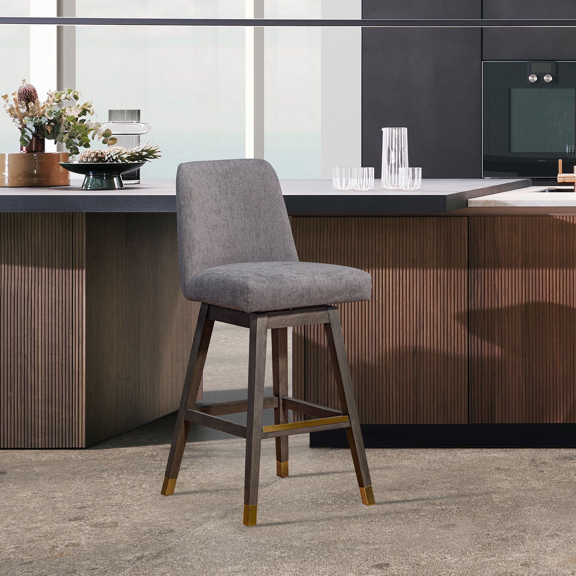Amalie - Swivel Bar Stool