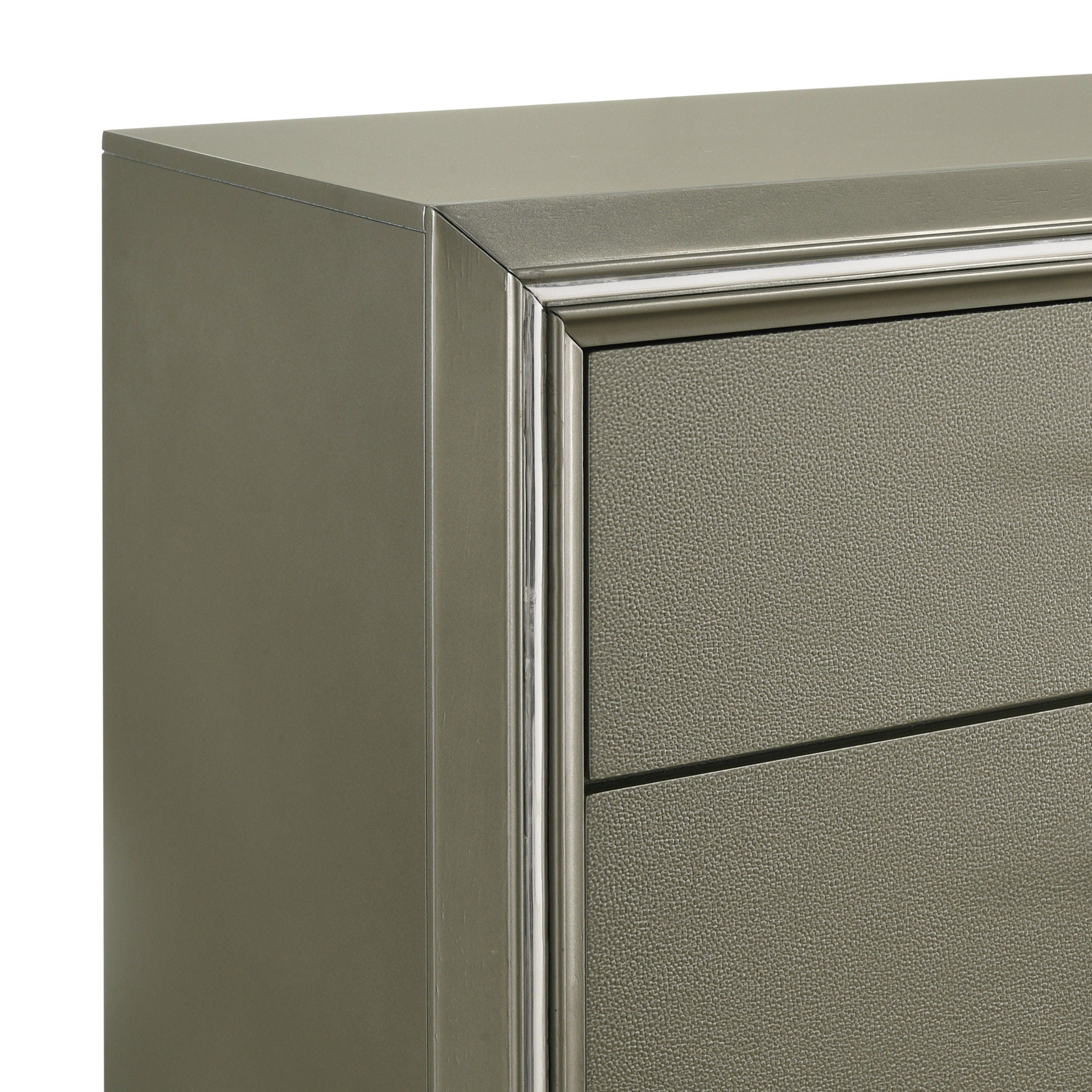 Lumina - Chest - Silver