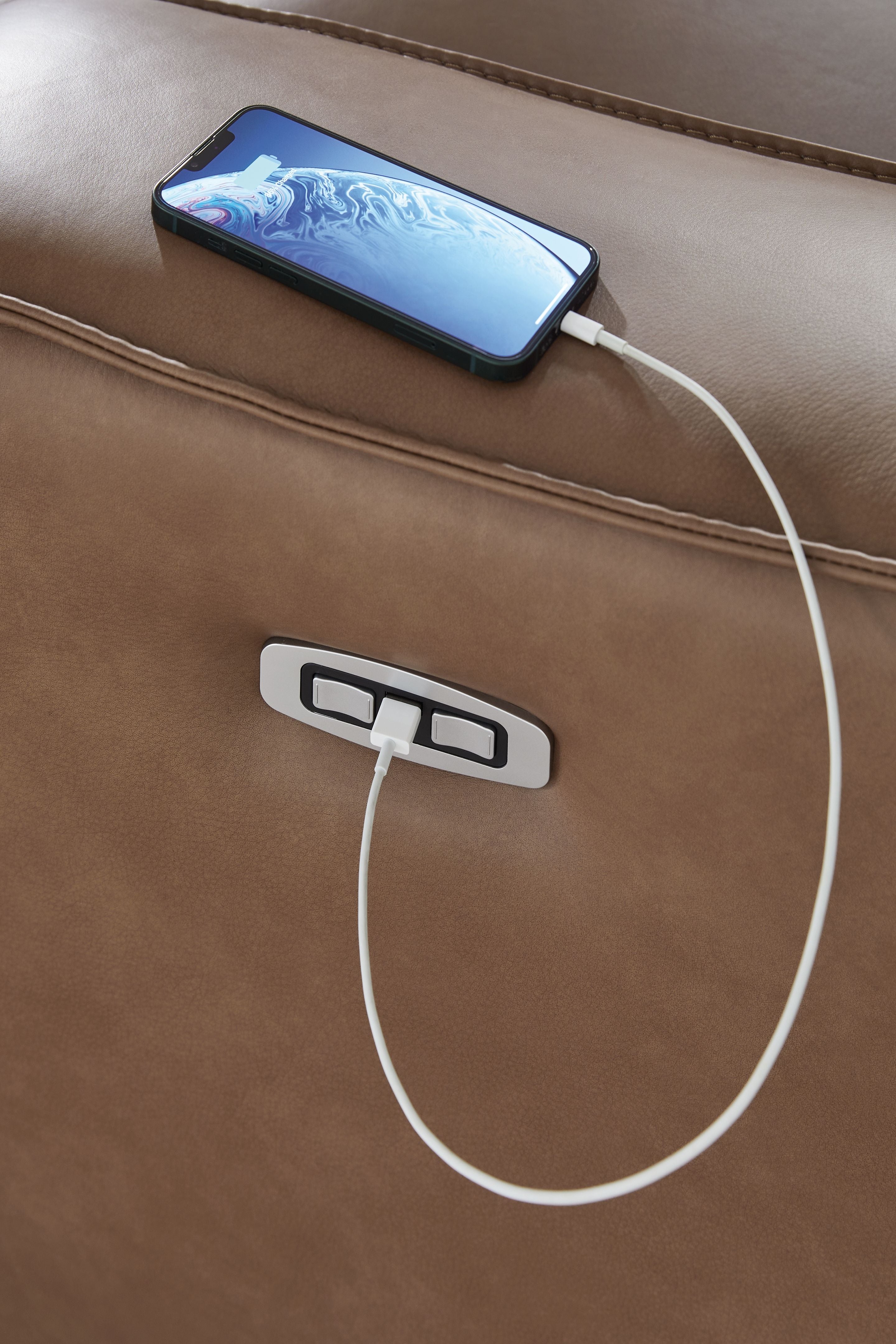 DeepWakes - Power Recliner / Adjustable Headrest - Caramel