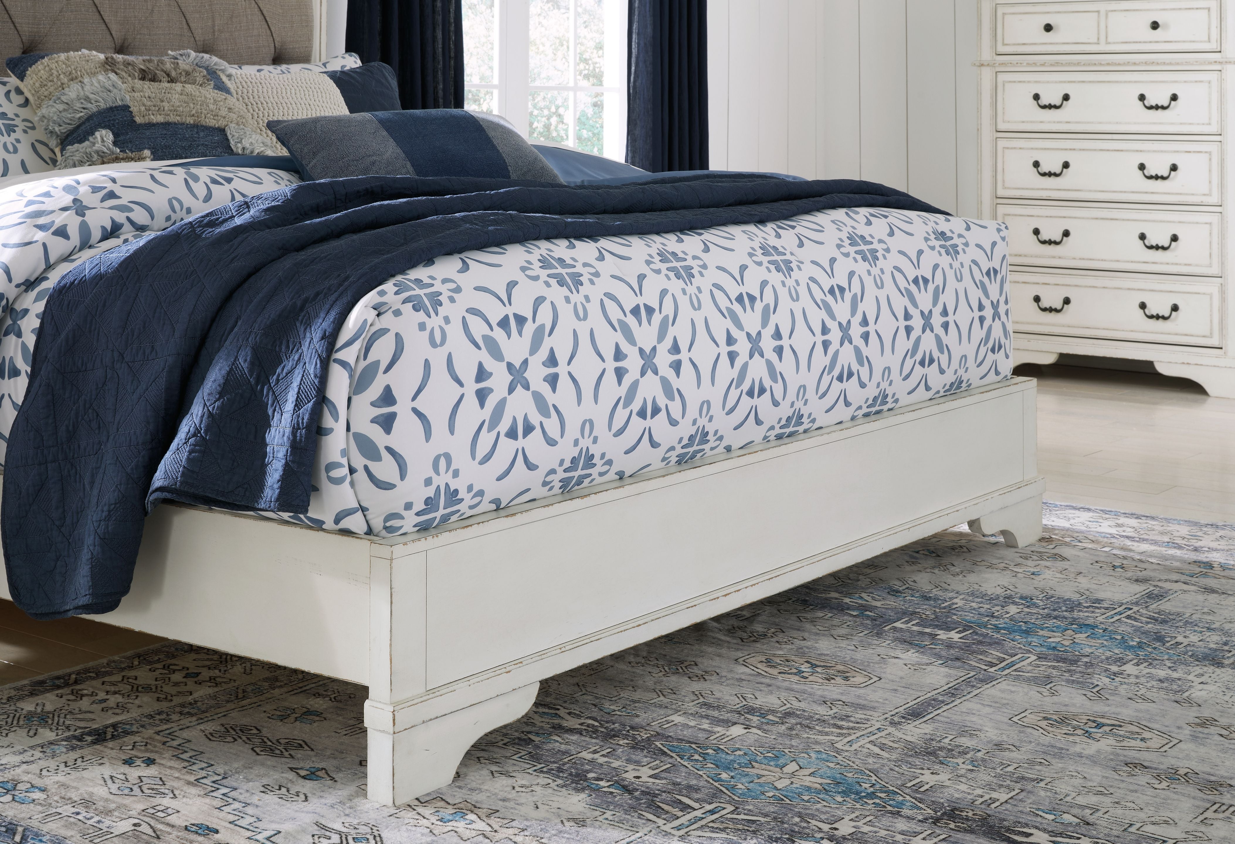 Blendon - Upholstered Panel Bed
