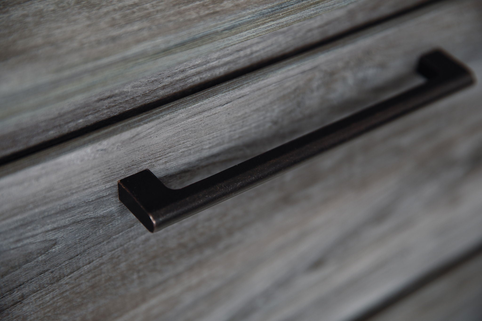 Baystorm - Six Smooth Drawer Dresser