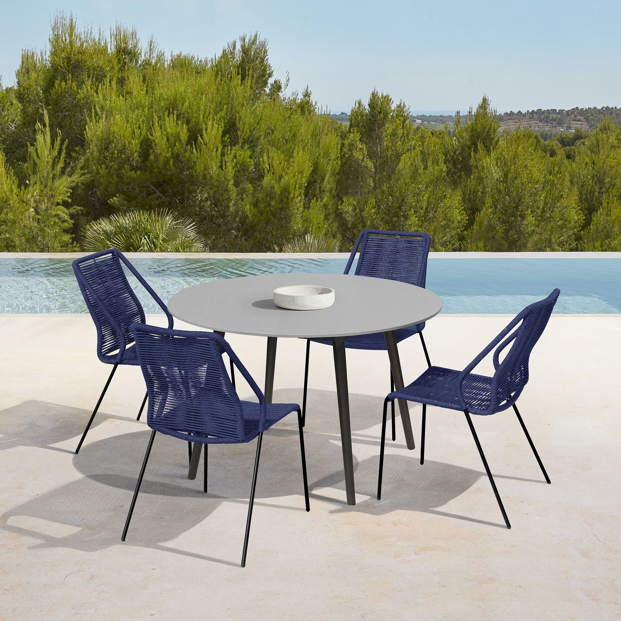 Sydney And Clip - Outdoor Patio 47" Dining Set