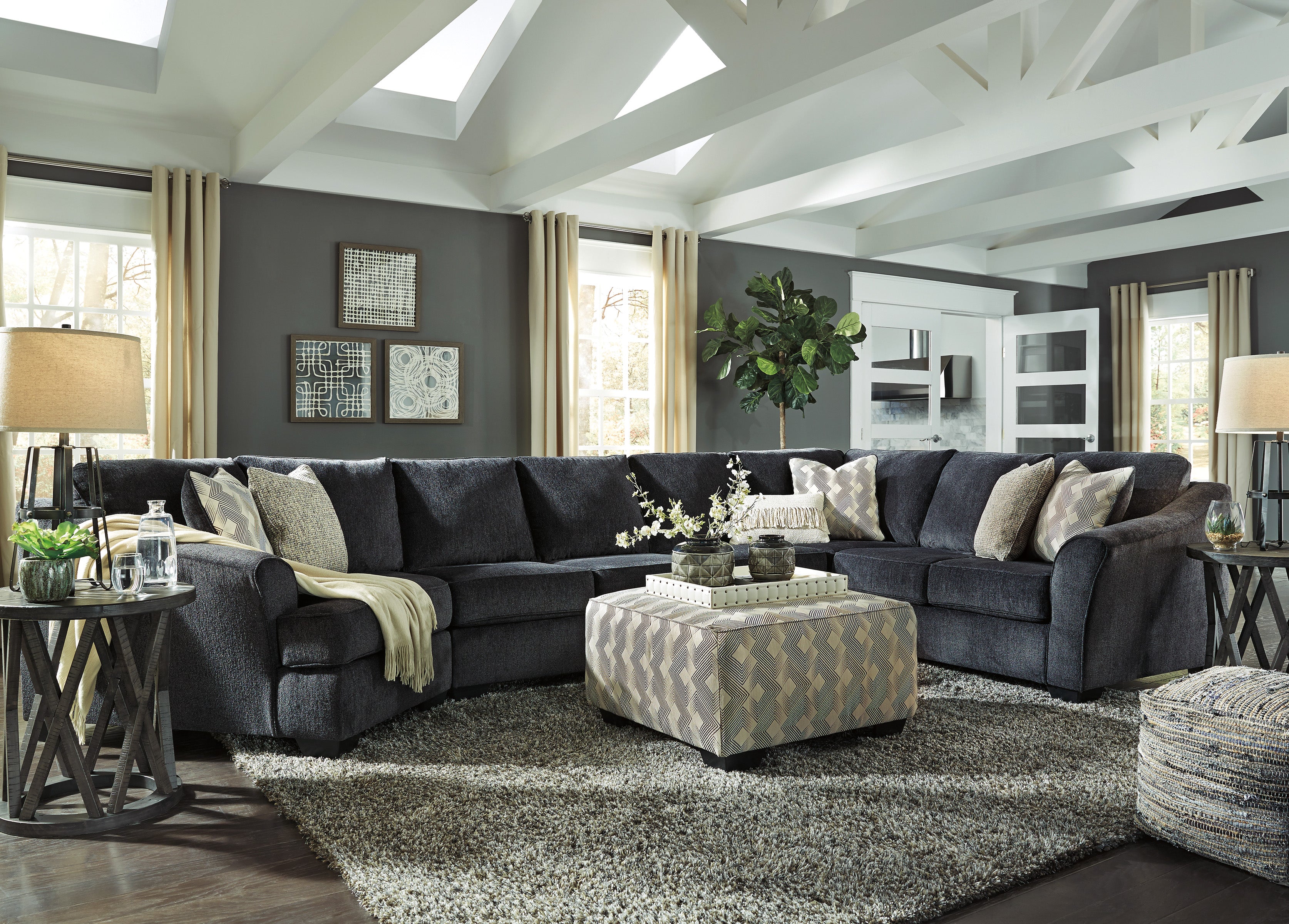 Eltmann 3 PC Sectional