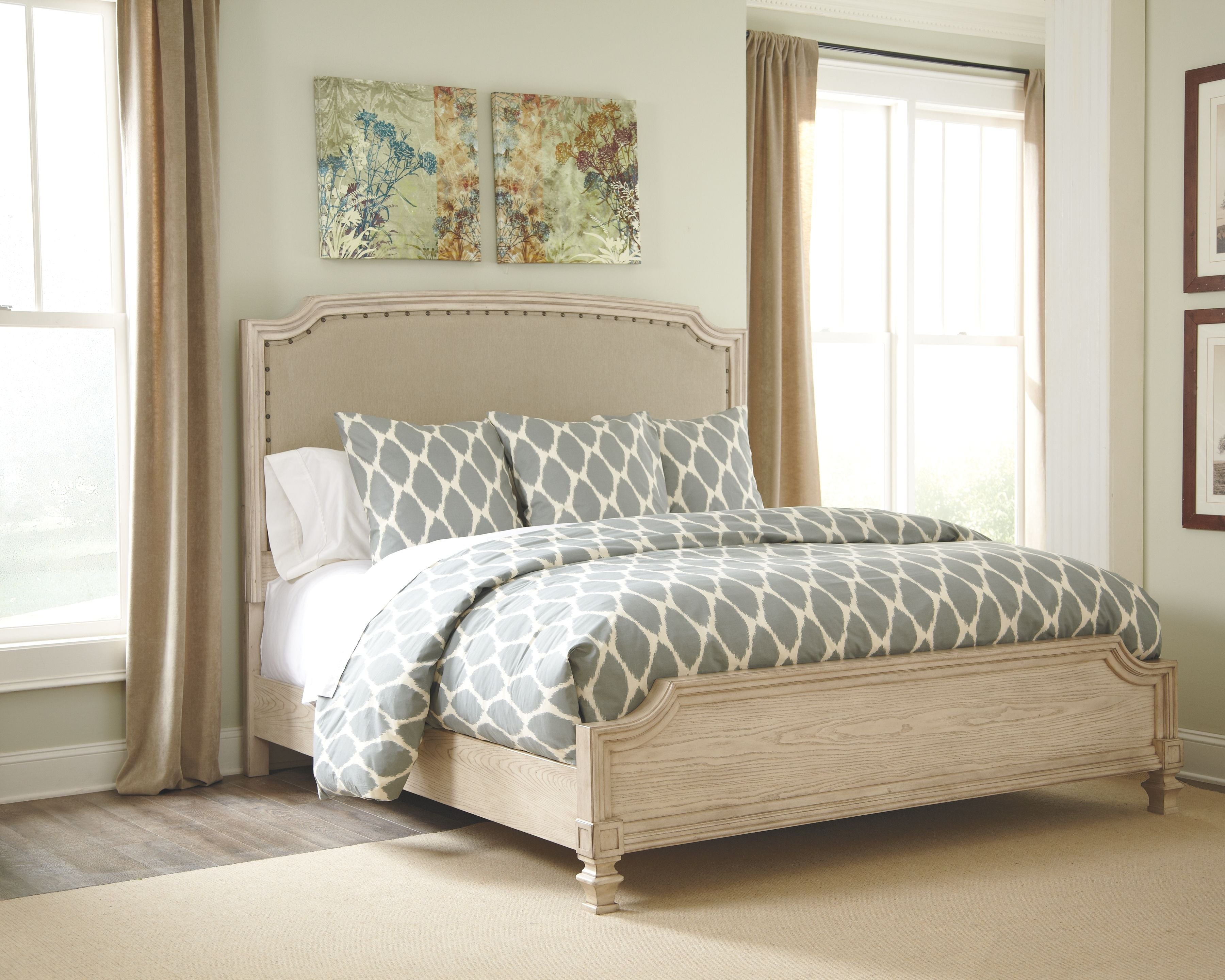 Demarlos - Parchment White - California King Panel Rails