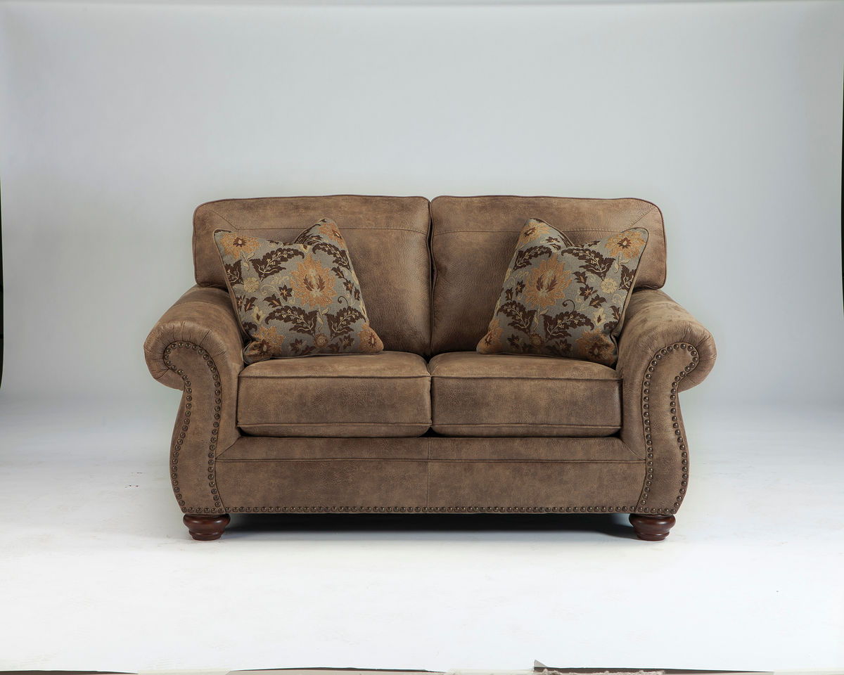 Larkinhurst - Earth - Loveseat