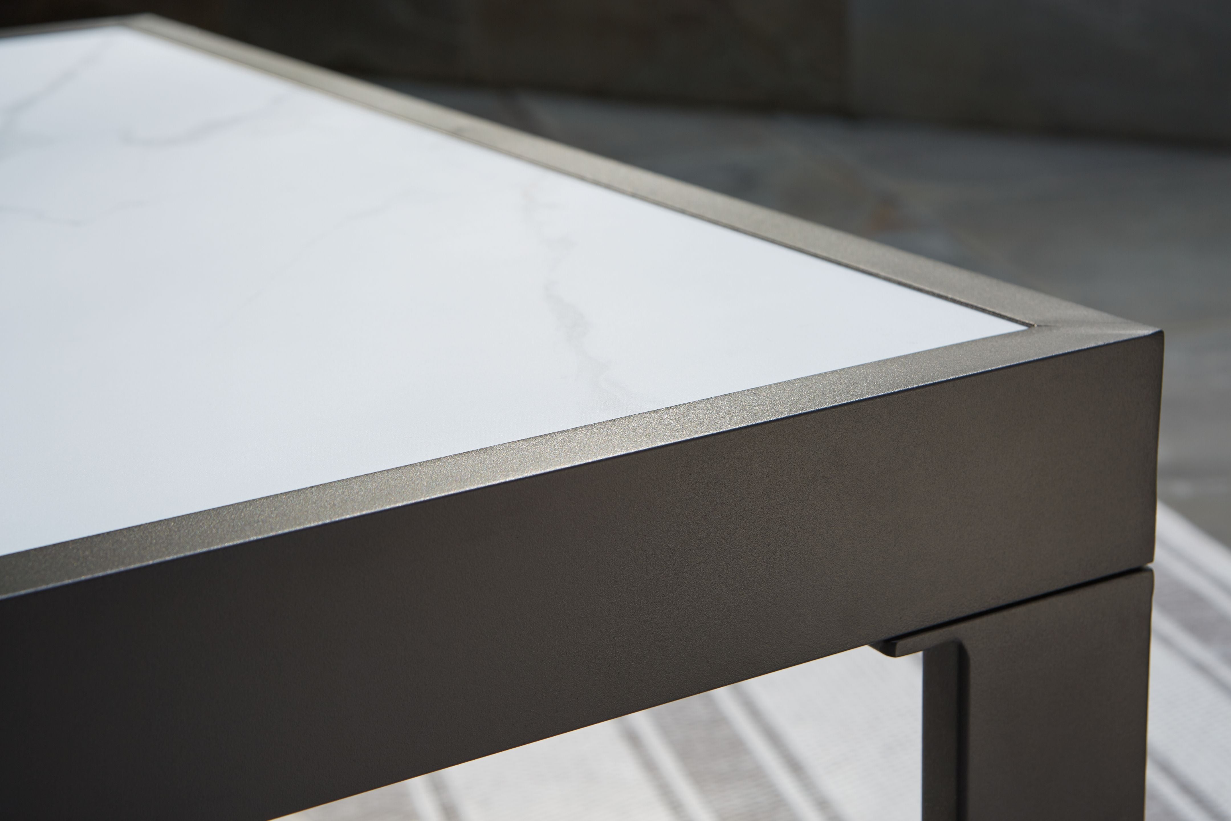 Beachloft - Square Cocktail Table - Black / Gray