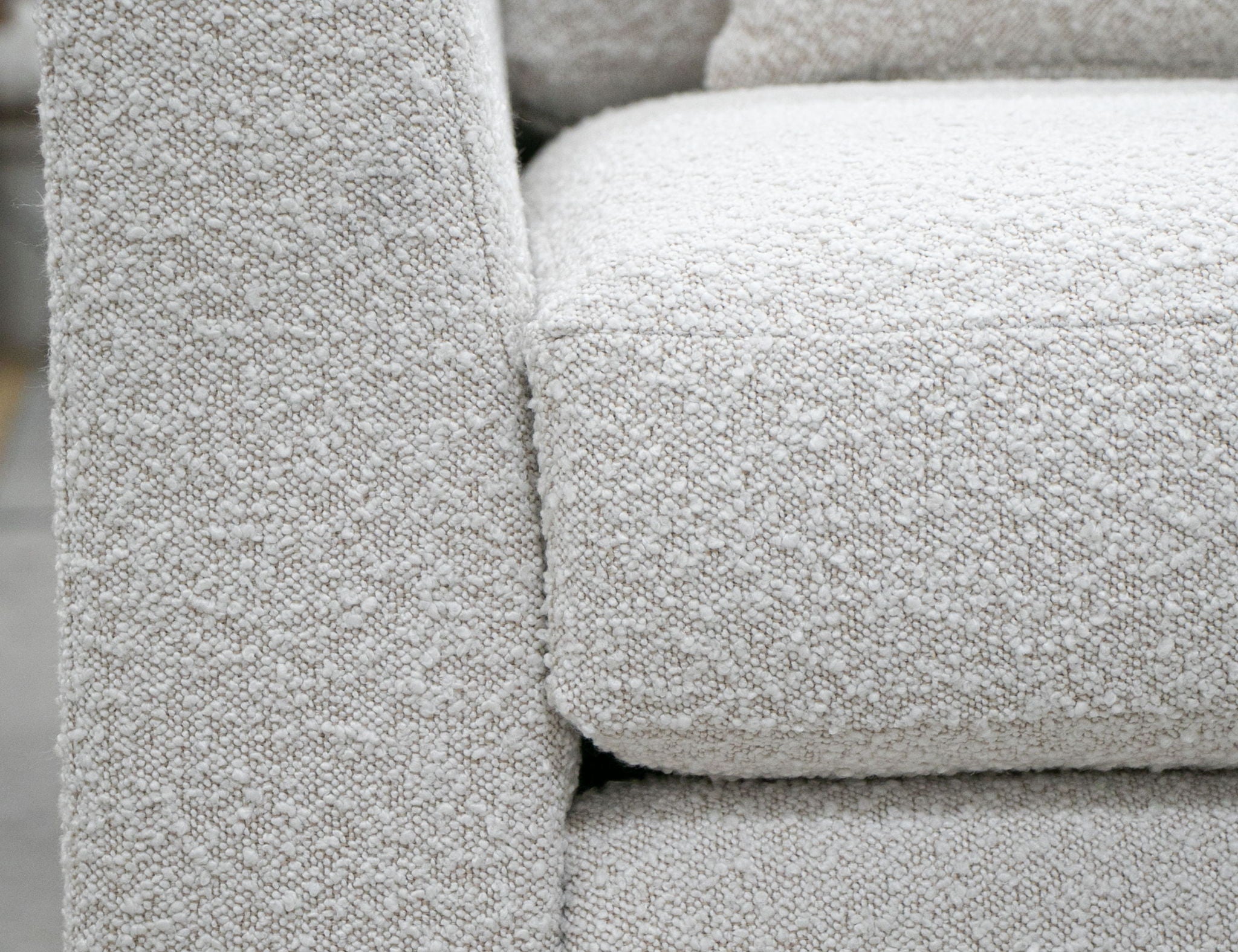 Mita - Sofa