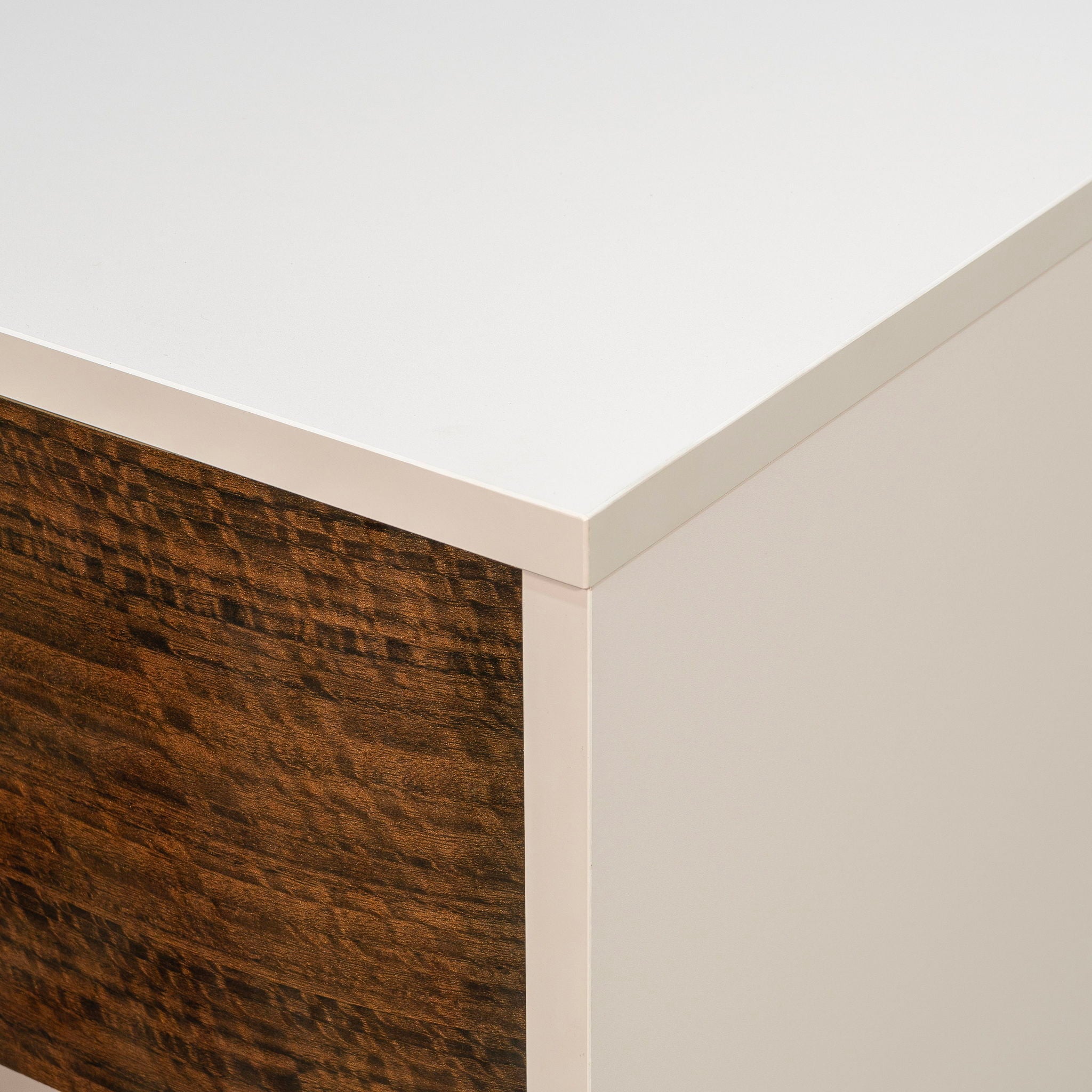 Pavira - Nightstand