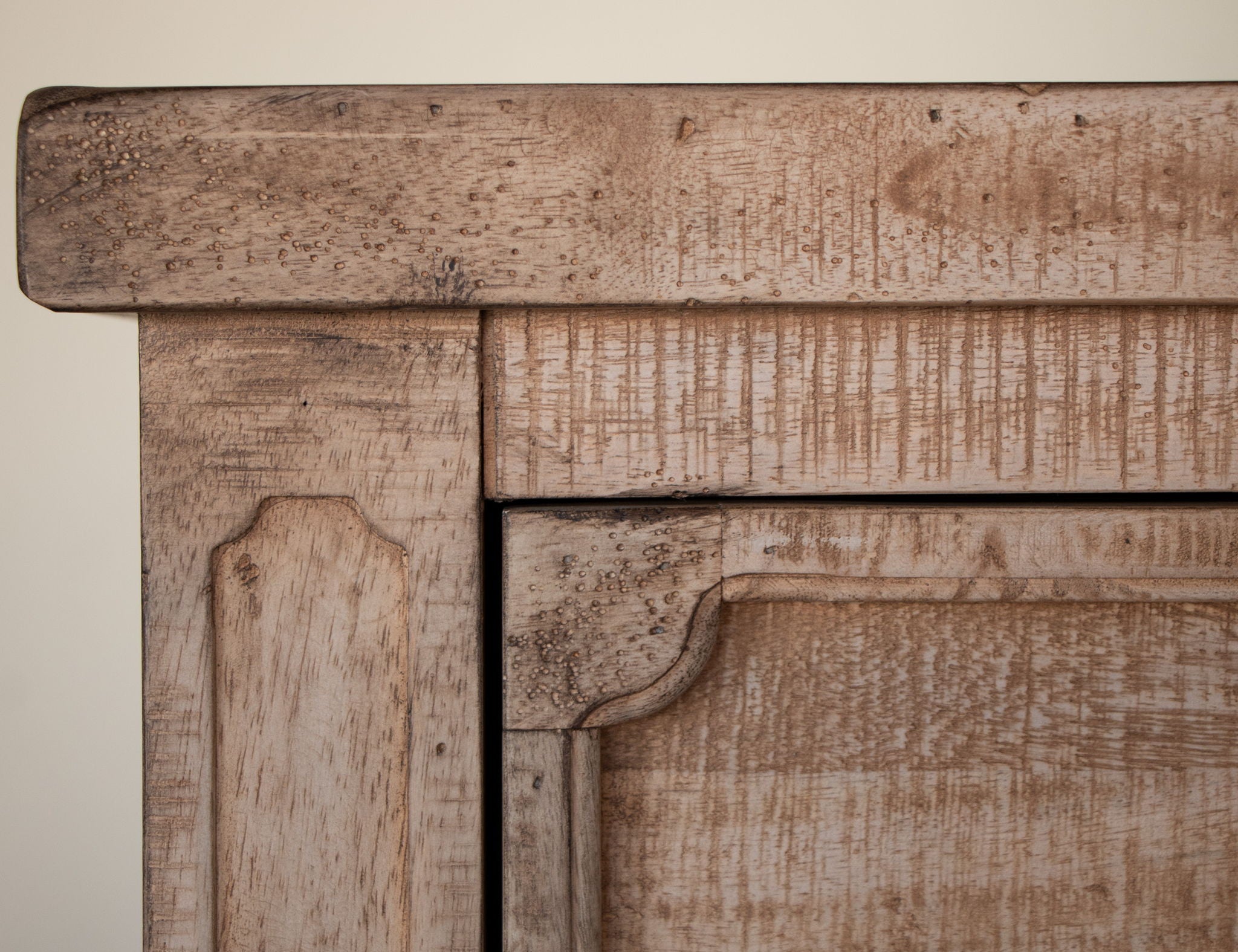 Aruba - Nightstand
