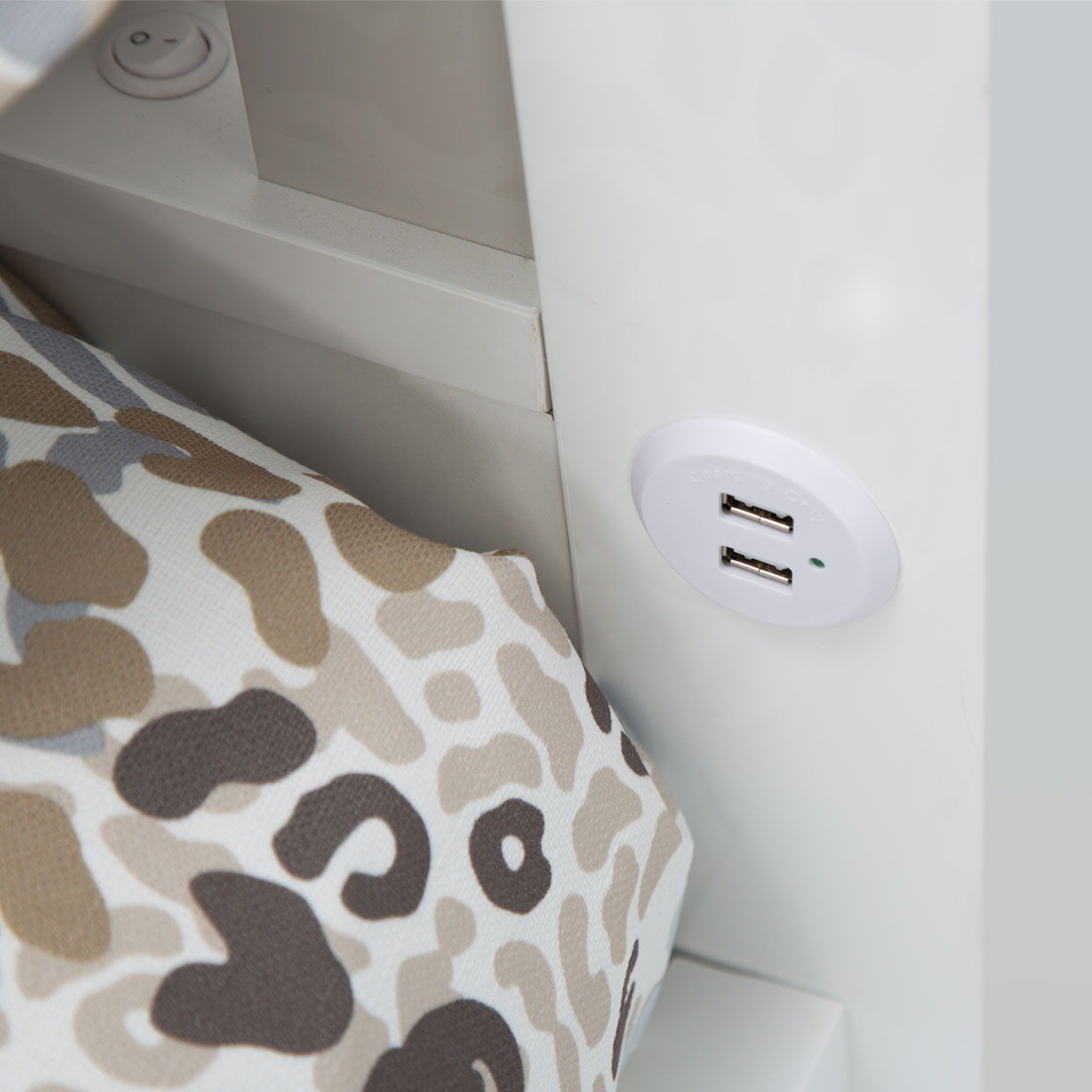 Sky Tower - Upholstered Bed