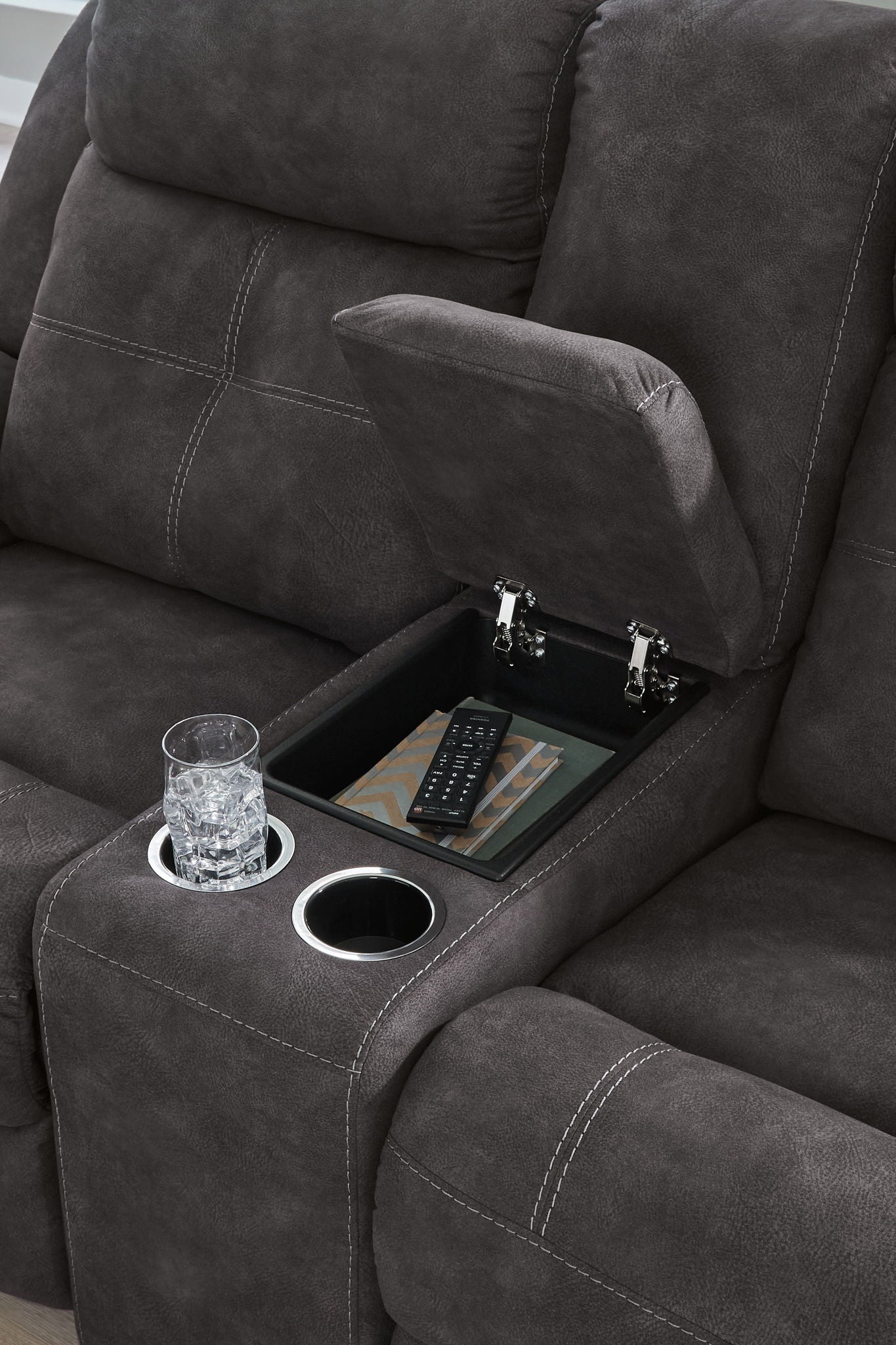 Brysonview - Double Reclining Loveseat With Console - Charcoal