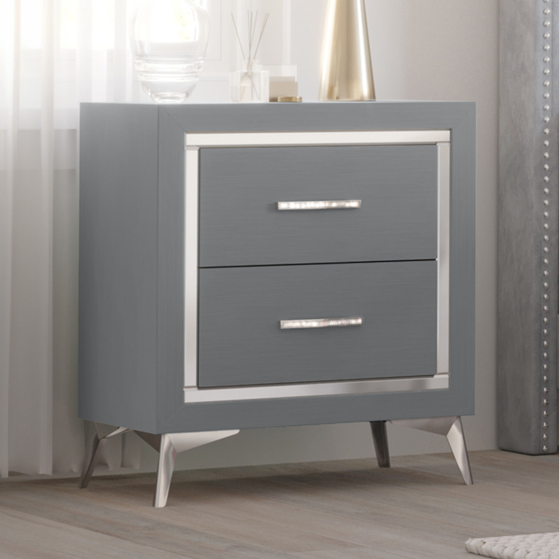 Huxley - Nightstand