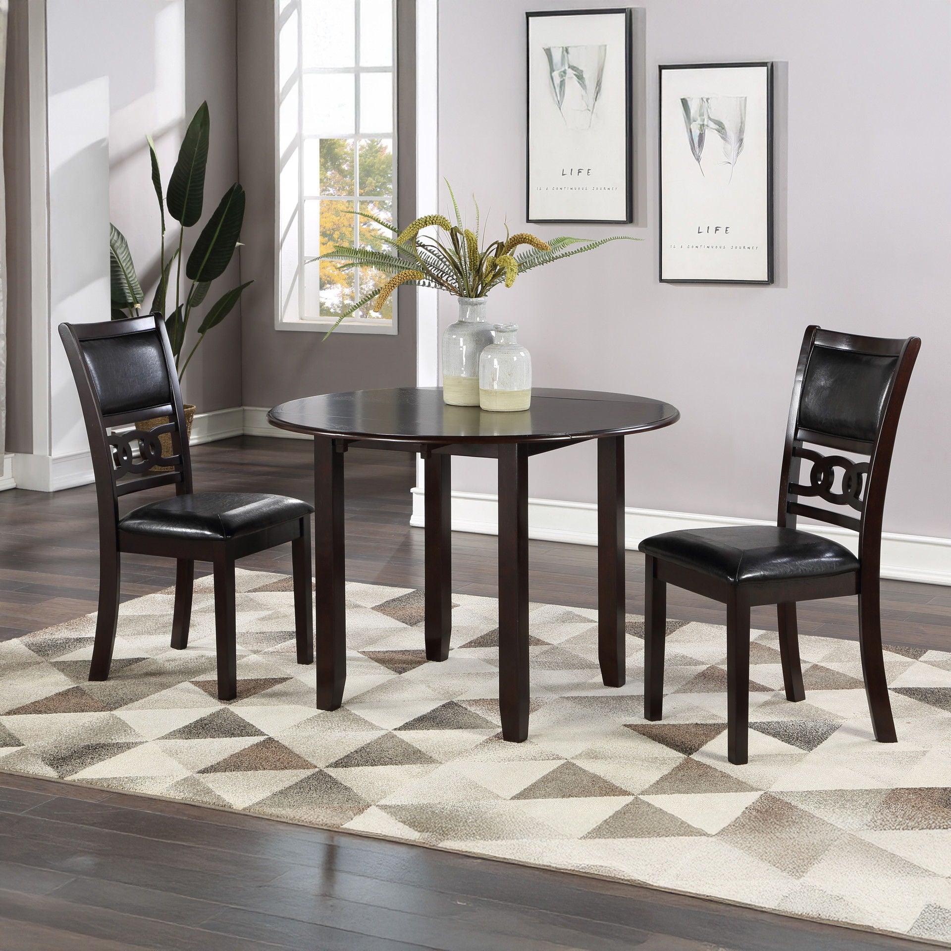 Gia - Table Set With 2 Chairs