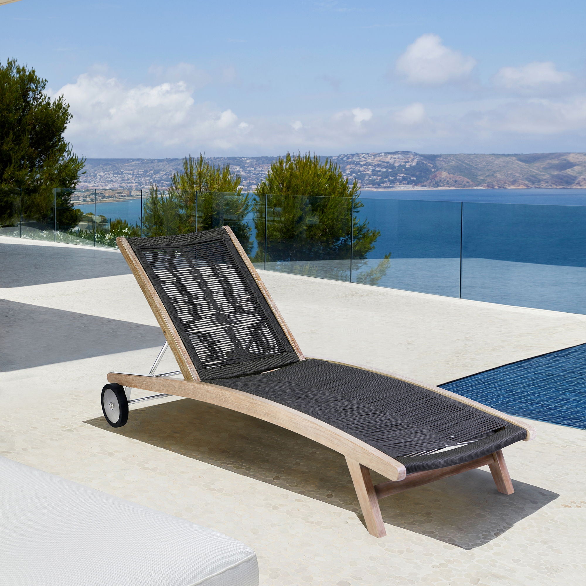 Chateau - Outdoor Patio Adjustable Chaise Lounge Chair