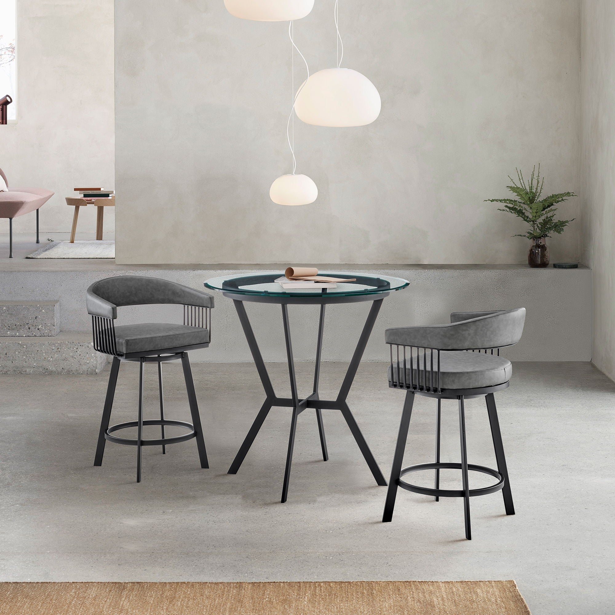 Naomi And Chelsea - Counter Height Dining Set