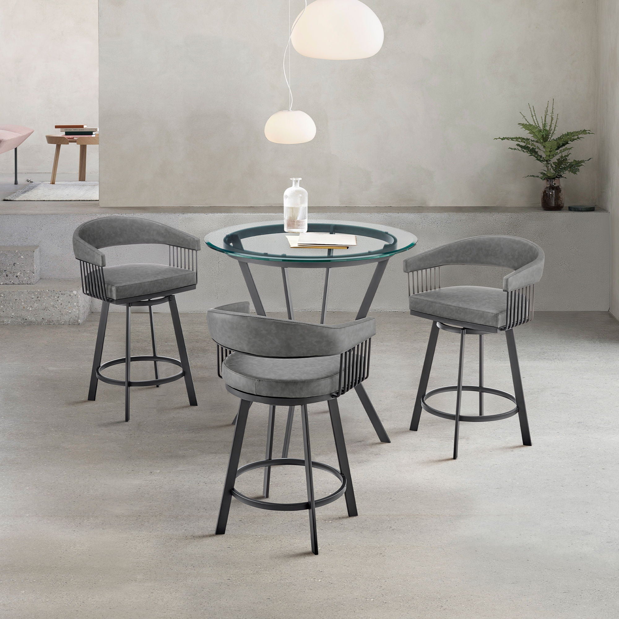 Naomi And Chelsea - Counter Height Dining Set