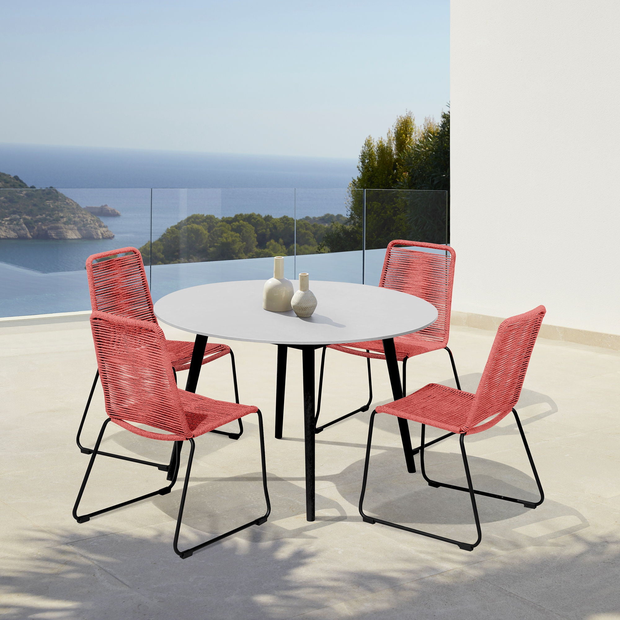 Sydney And Shasta - Patio Outdoor 47" Dining Set