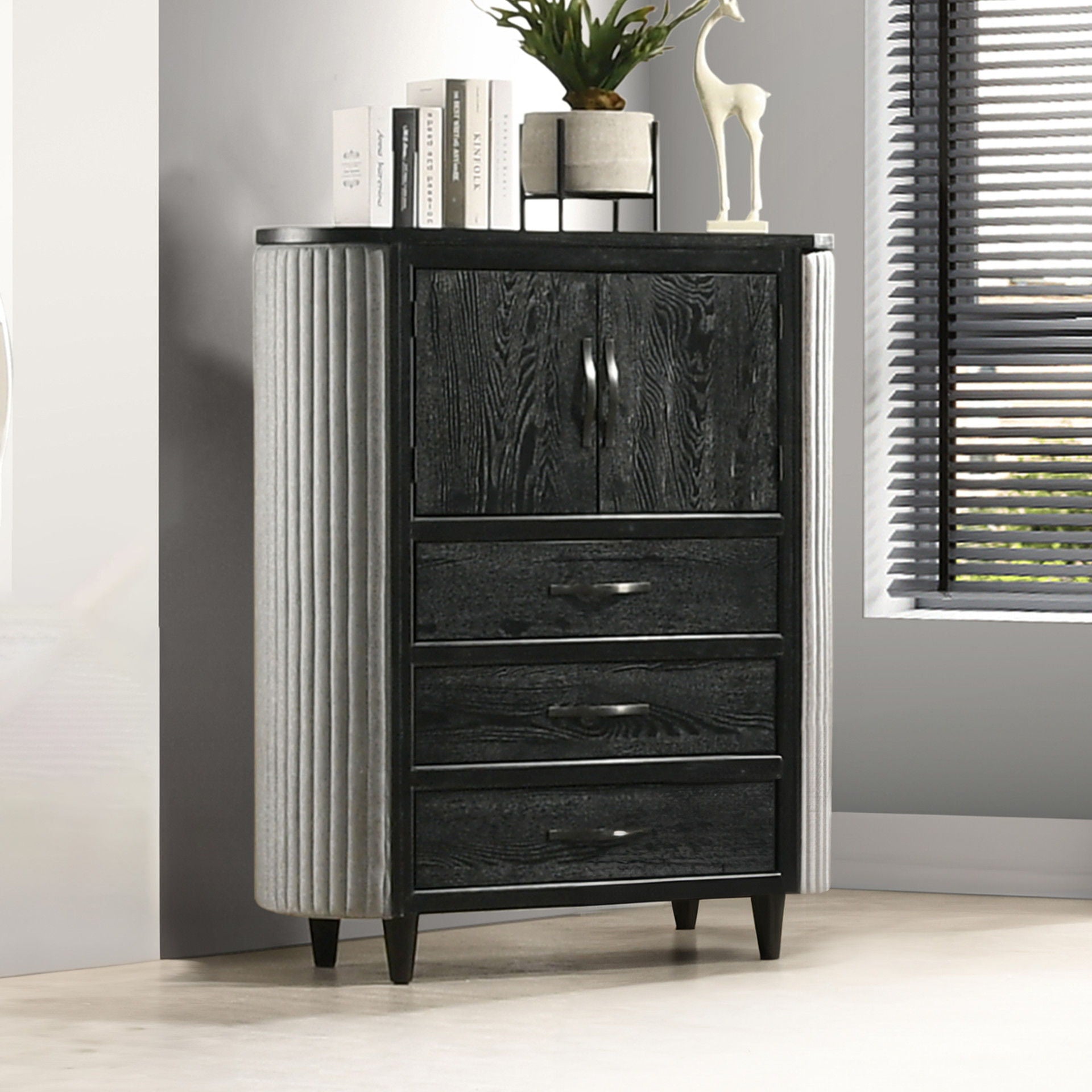 Skyline - Door Chest - Onyx