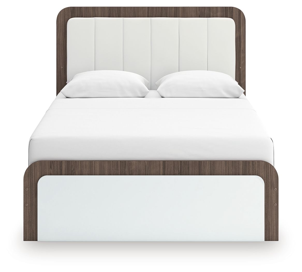 Kendanport - Upholstered Bed