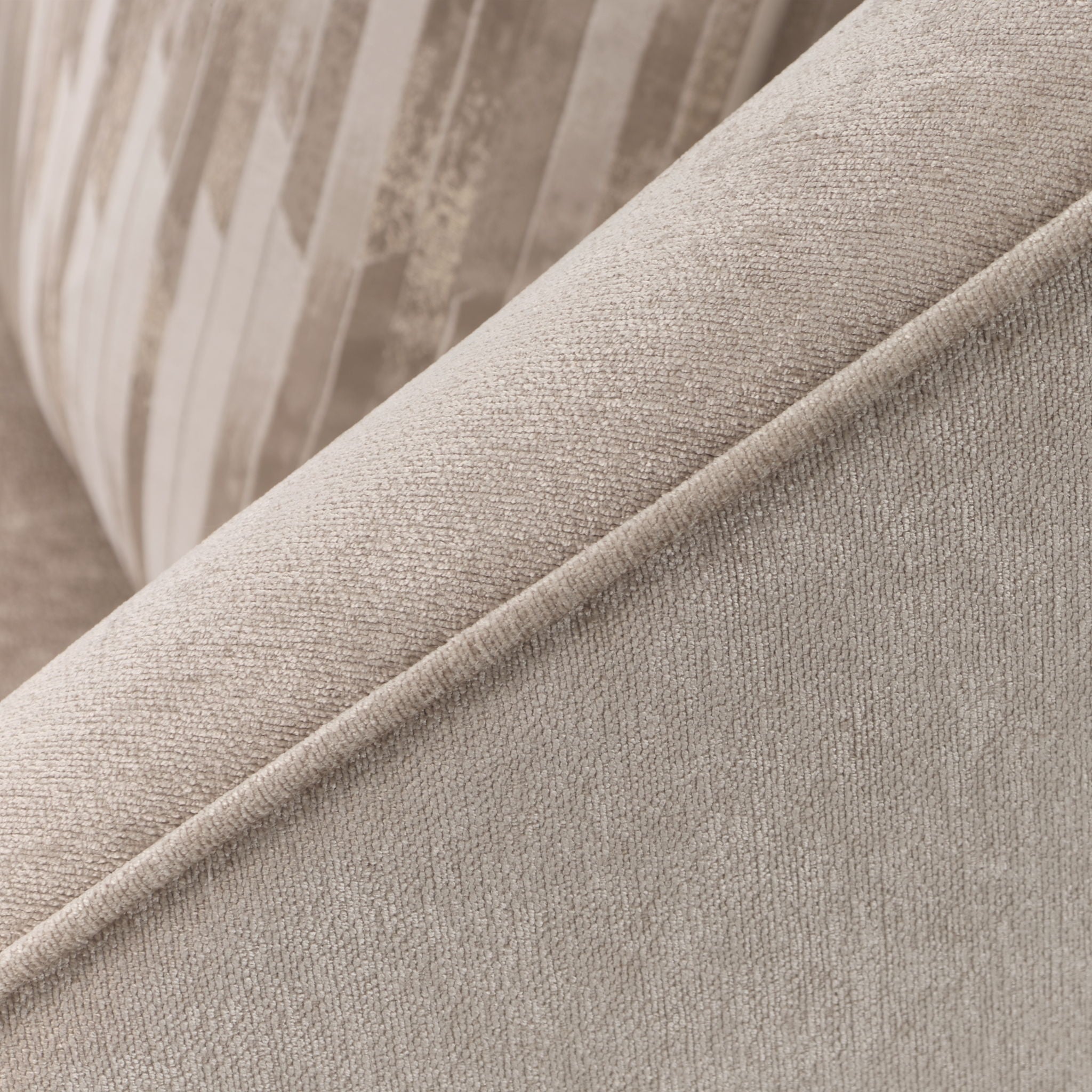 La Rachelle - Swivel Chair