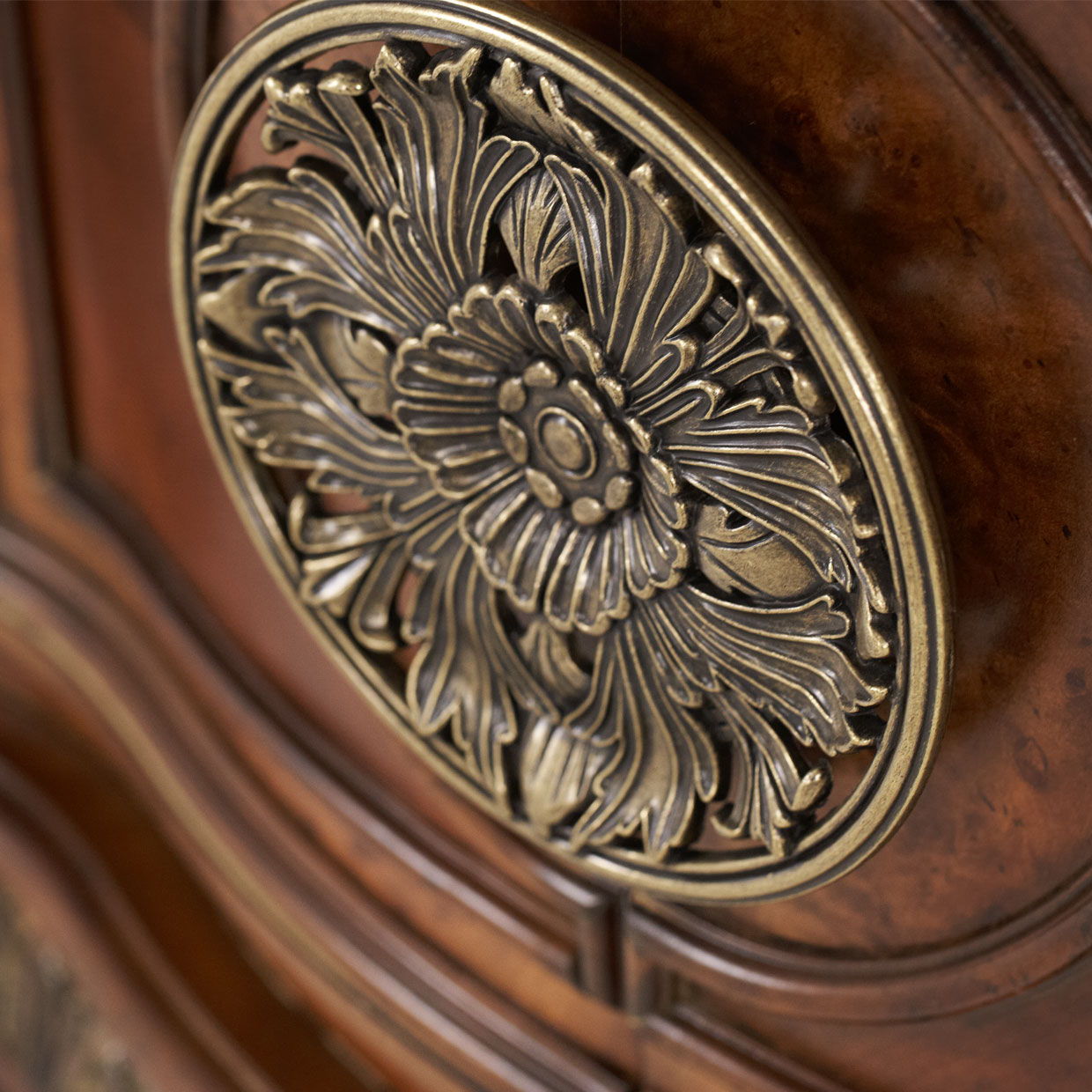 Villa Valencia - Bedside Chest, Mirror