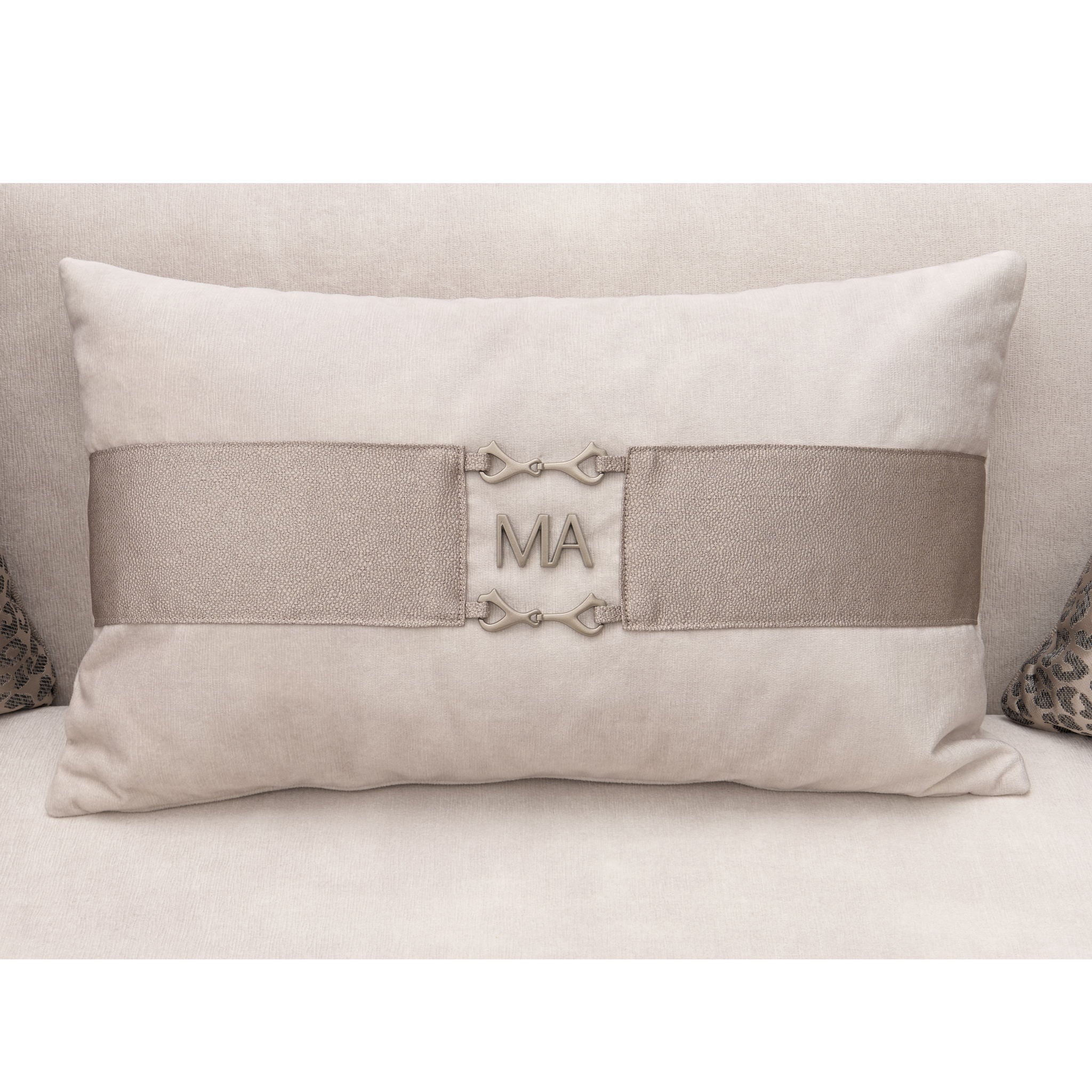 Mod Dream - Standard Sofa - Rich Champagne