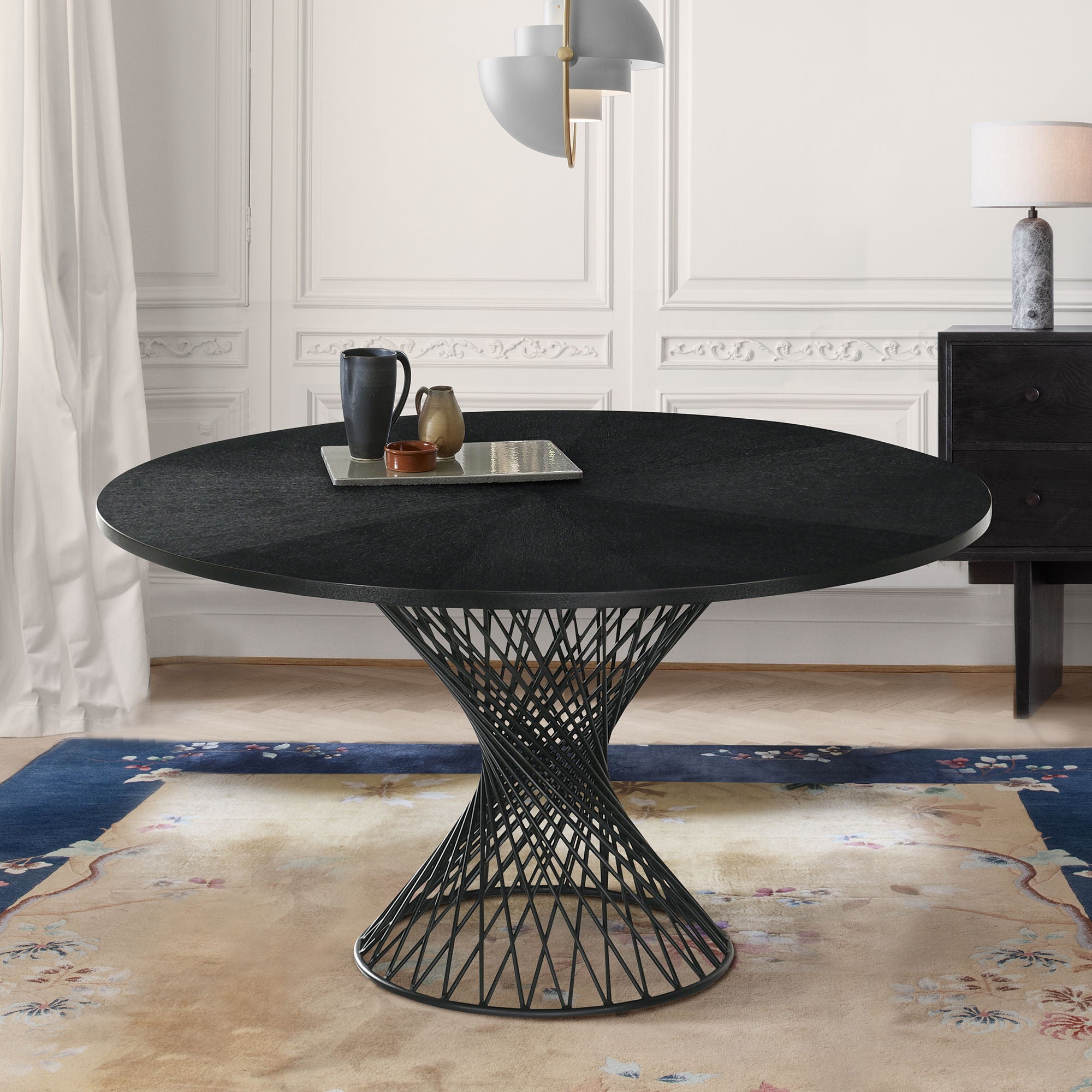 Cirque - Round Dining Table